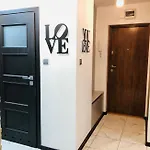 Apartment Chlodna Wola